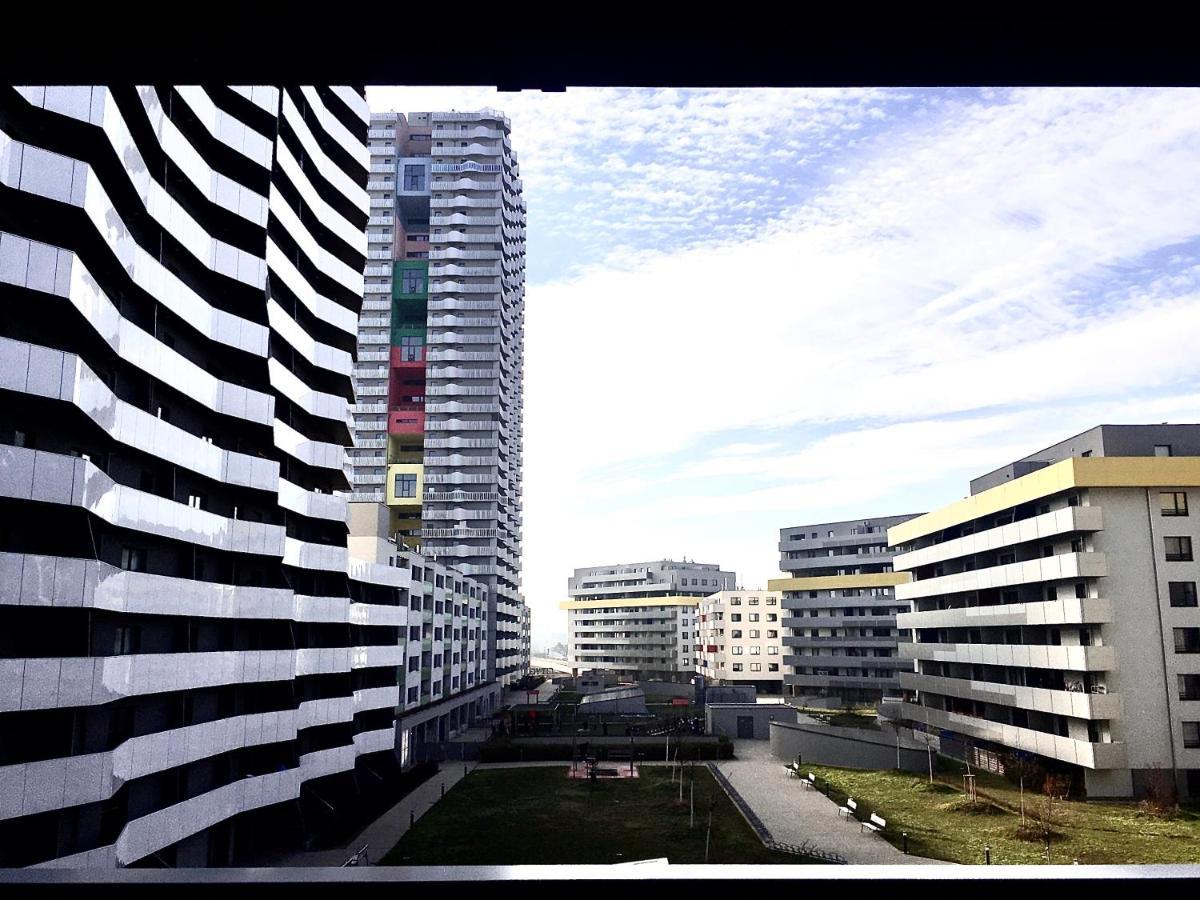 2 Bedroom Apartment Next To Metro U1 And Garage Parking Bécs Kültér fotó